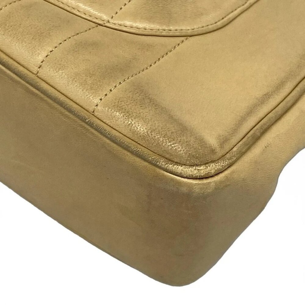 CHANEL New Mademoiselle - Beige Lambskin Shoulder Bag Gold hardware - Picture 6 of 15